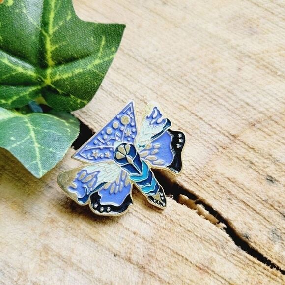 Moth Enamel Pin Brooch Mystical magical Nature Moth lover Fashion pin butterfly - Picture 9 of 11